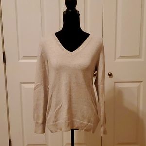 Super Cute and Comfy Cream Sweater Old Navy Size Large